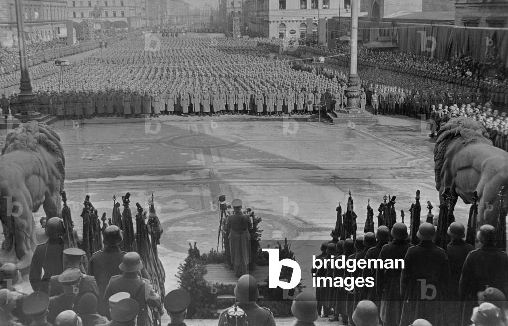 Swearing in of recruits on Odeonsplatz in Munich, 1935 (b/w photo)
