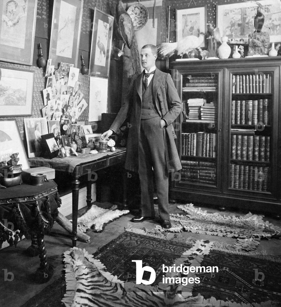 Men's fashion, around 1900 (b/w photo)