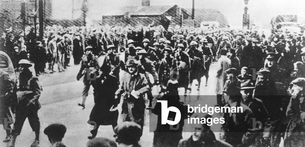 US soldiers in Great Britain, 1942 (b/w photo)