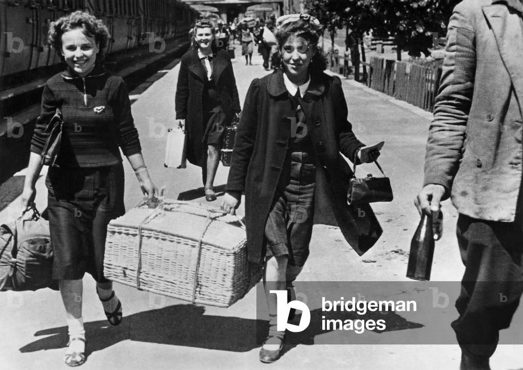 Forced laborers before leaving to Germany, 1943 (b/w photo)