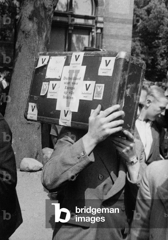 Dutch volunteer for the Waffen SS, 1941 (b/w photo)