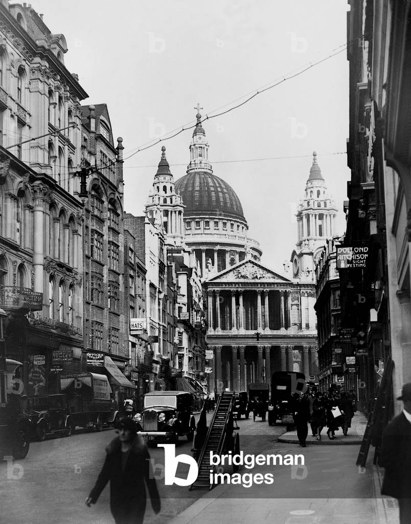 St. Paul's Cathedral, 1933 (b/w photo)