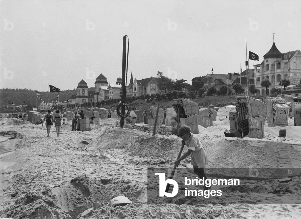 Binz on Ruegen (b/w photo)