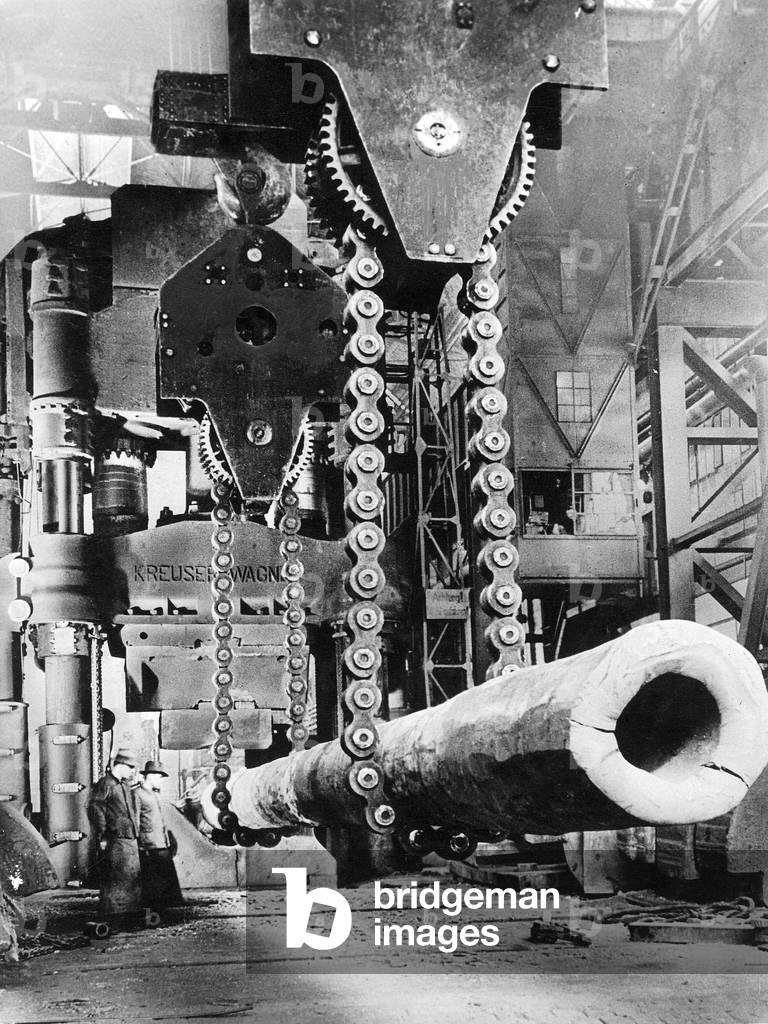 Forging press in the Krupp Works, 1938 (b/w photo)