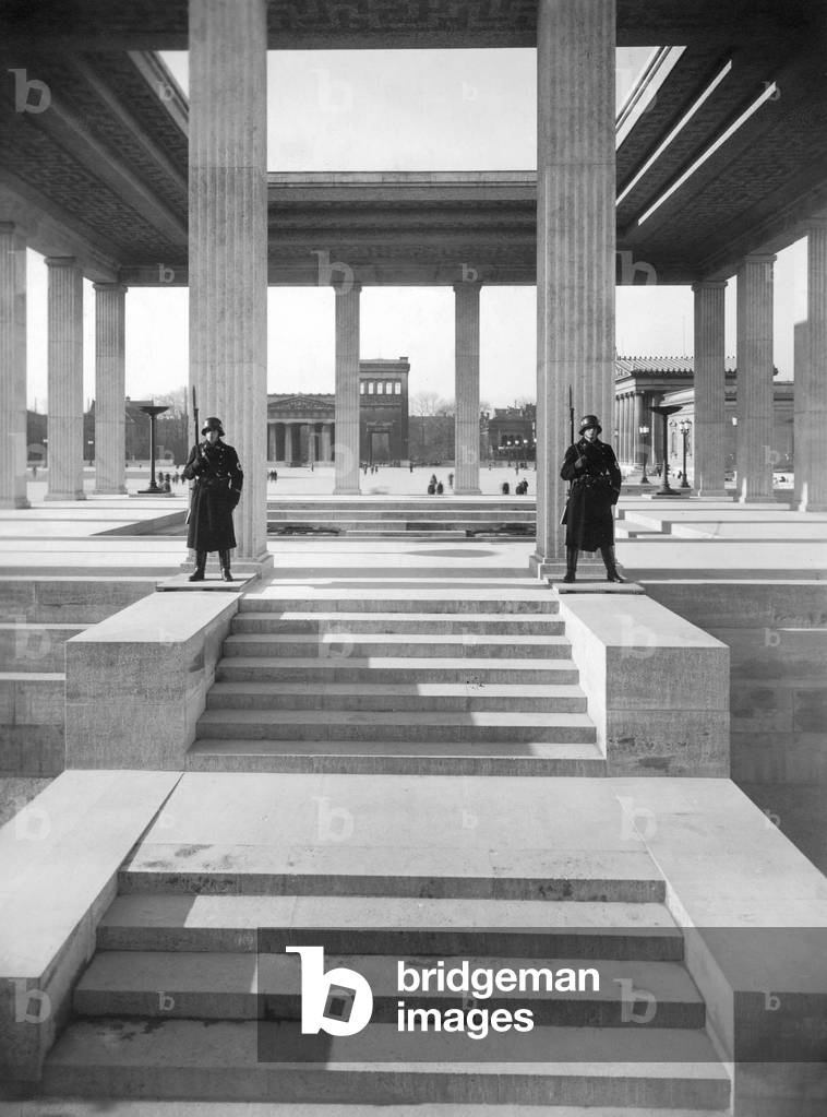 Honor Temple on Koenigsplatz, 1936 (b/w photo)