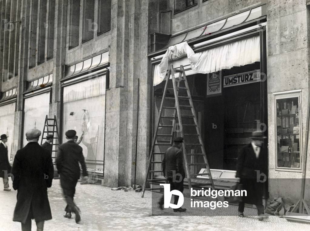 Vandalism and looting at the demonstration of the unemployed, 1930