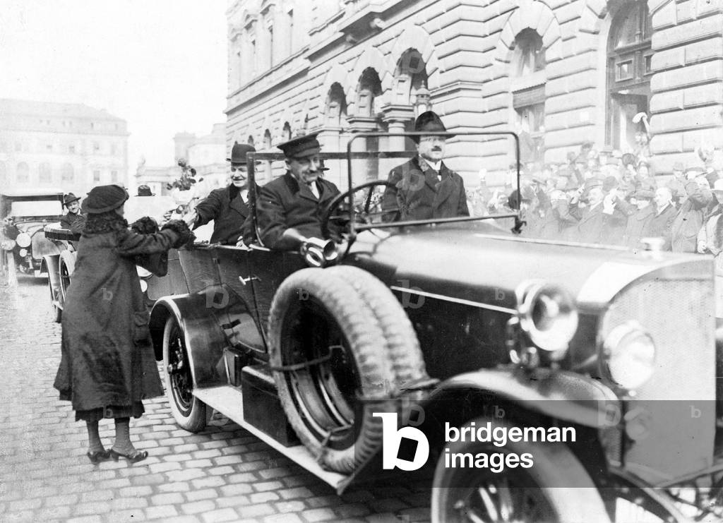 Reich Chancellor Dr. Wilhelm Cuno in Munich, 1923 (b/w photo)