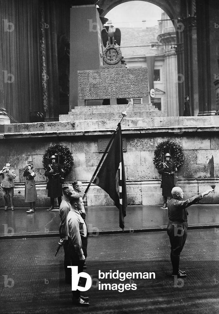 Julius Streicher in front of the Field Marshall Hall on November 9, 1935 (b/w photo)