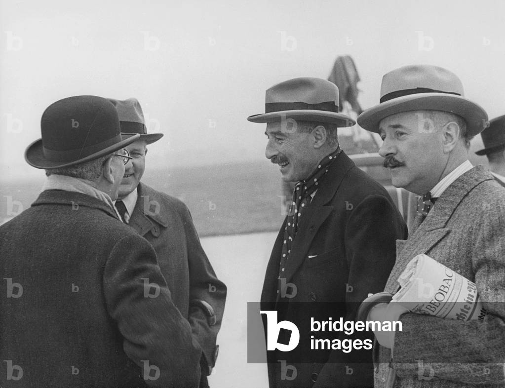 Attolico, Ernst Freiherr von Weizsaecker, Arthur Henderson, Andre, 1938  (b/w photo)