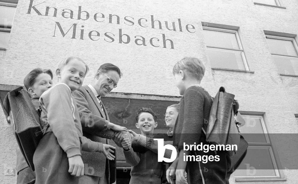 Teacher Rudolf Pikola becomes mayor, 1960 (b/w photo)