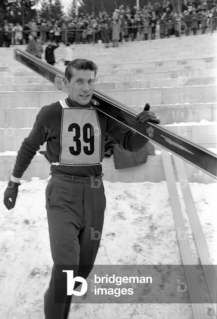Four Hills Tournament 1963/64: individual jumping in Innsbruck, 1964 (b/w photo)