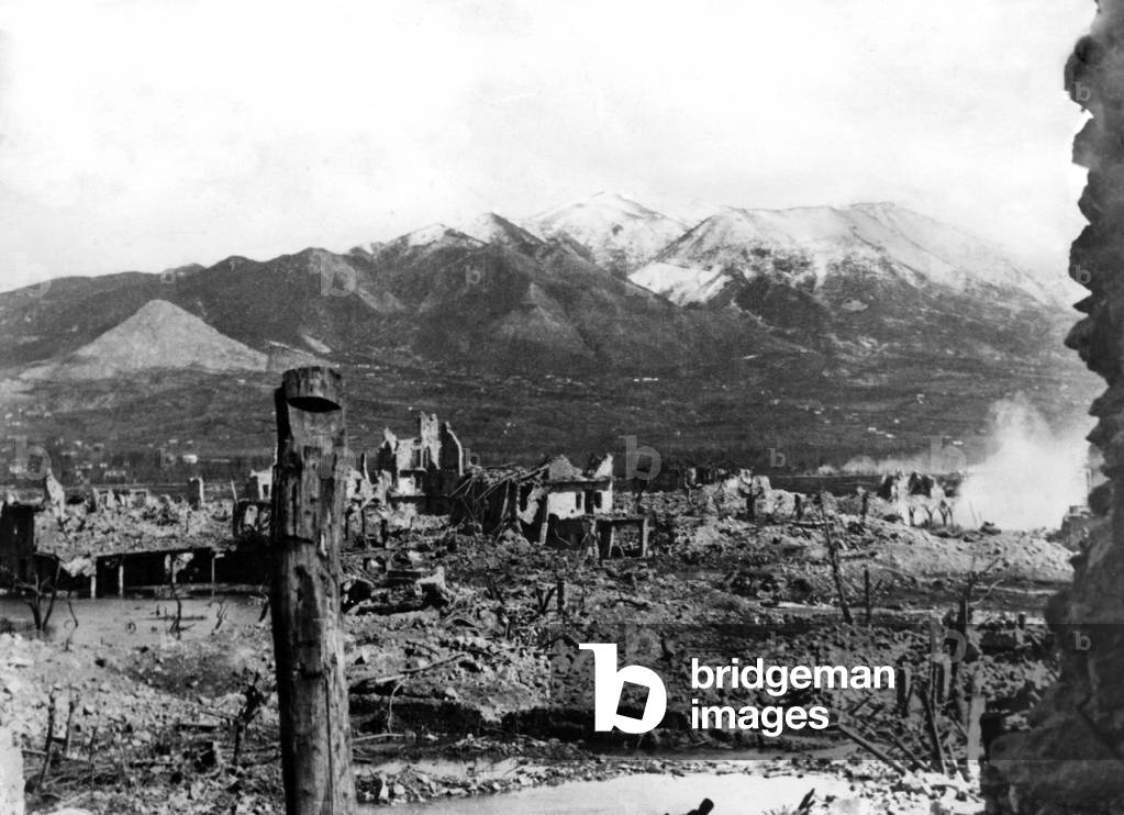 Ruins of the town of Cassino, 1944 (b/w photo)