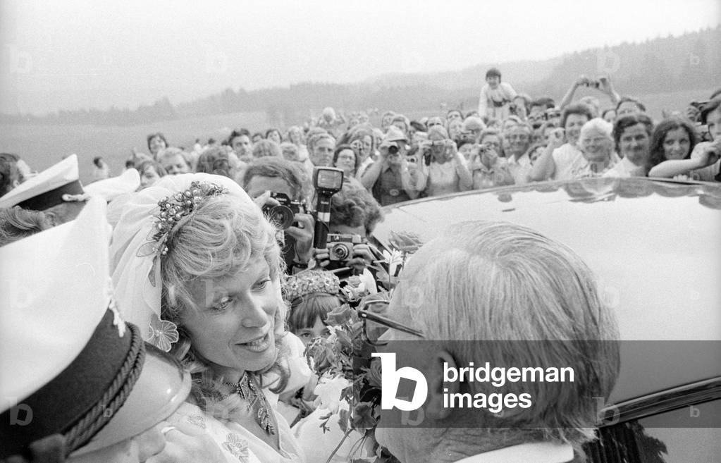 The wedding of Hans-Jürgen Bäumler, 1974 (b/w photo)