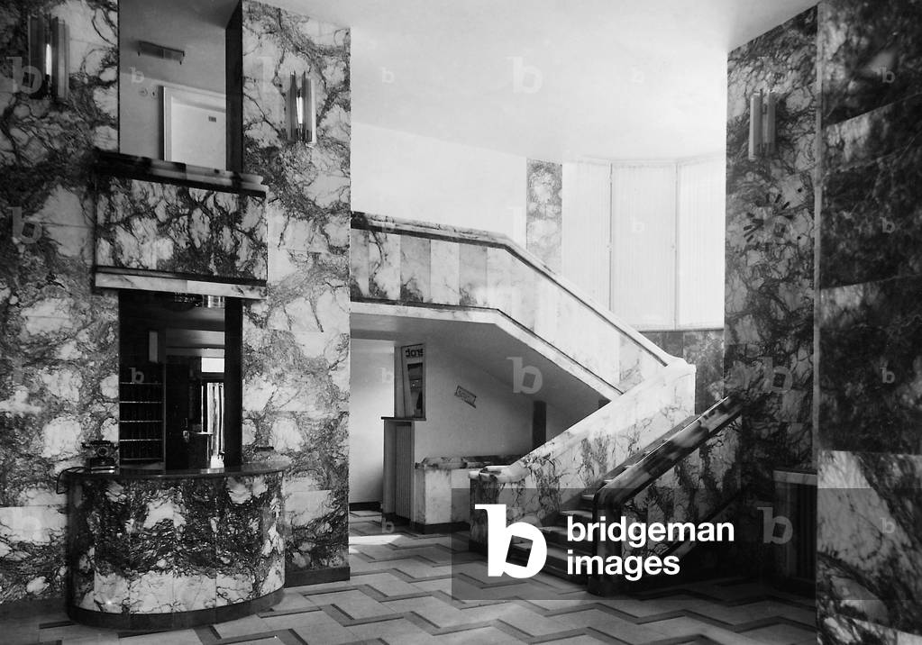 Staircase in the Hotel 'Patria' in Krynica, 1934 (b/w photo)