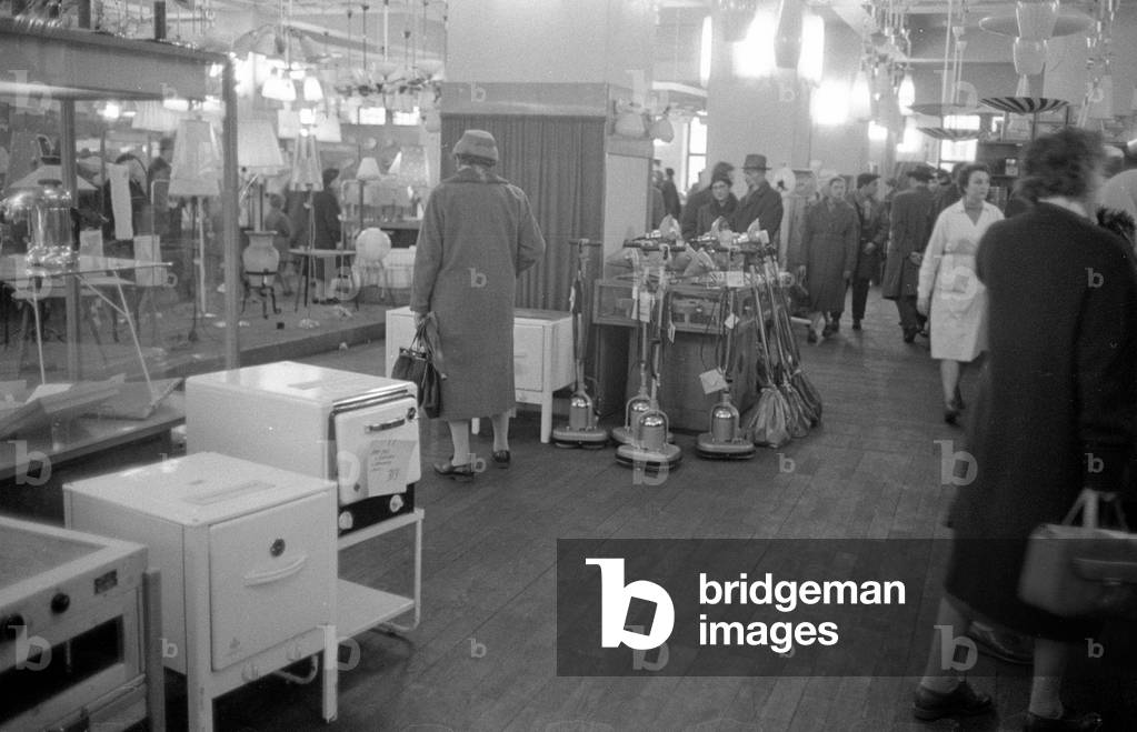 Leipzig at the time of the fair, 1960 (b/w photo)