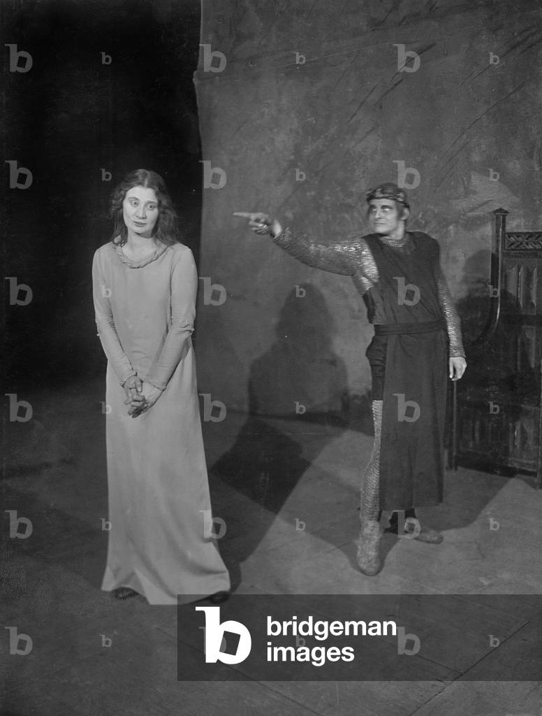 Agnes Straub and Faber in 'Edward II', 1924 (b/w photo)