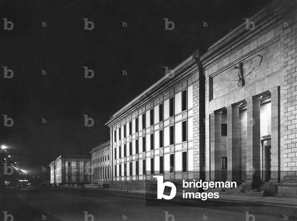 New Reich Chancellory in Berlin (b/w photo)