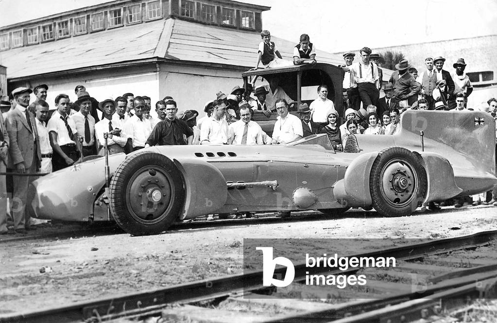 Record car 'Blue Bird', 1932 (b/w photo)