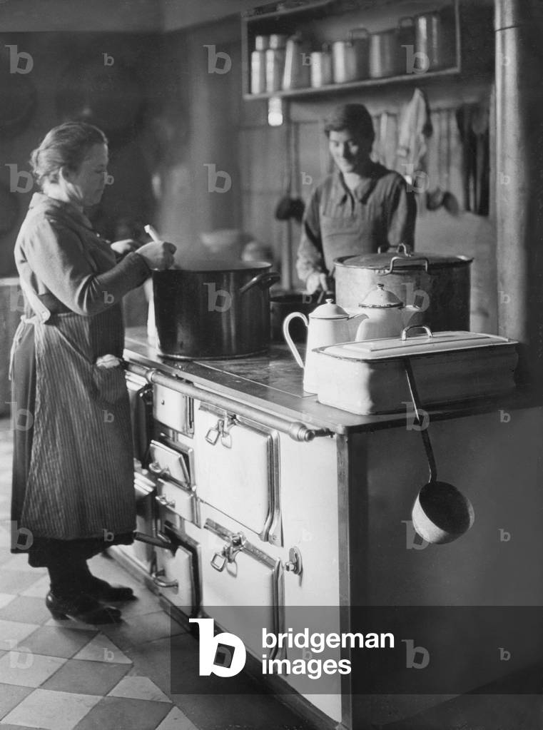 Kitchen in the Astor Trust, 1935 (b/w photo)