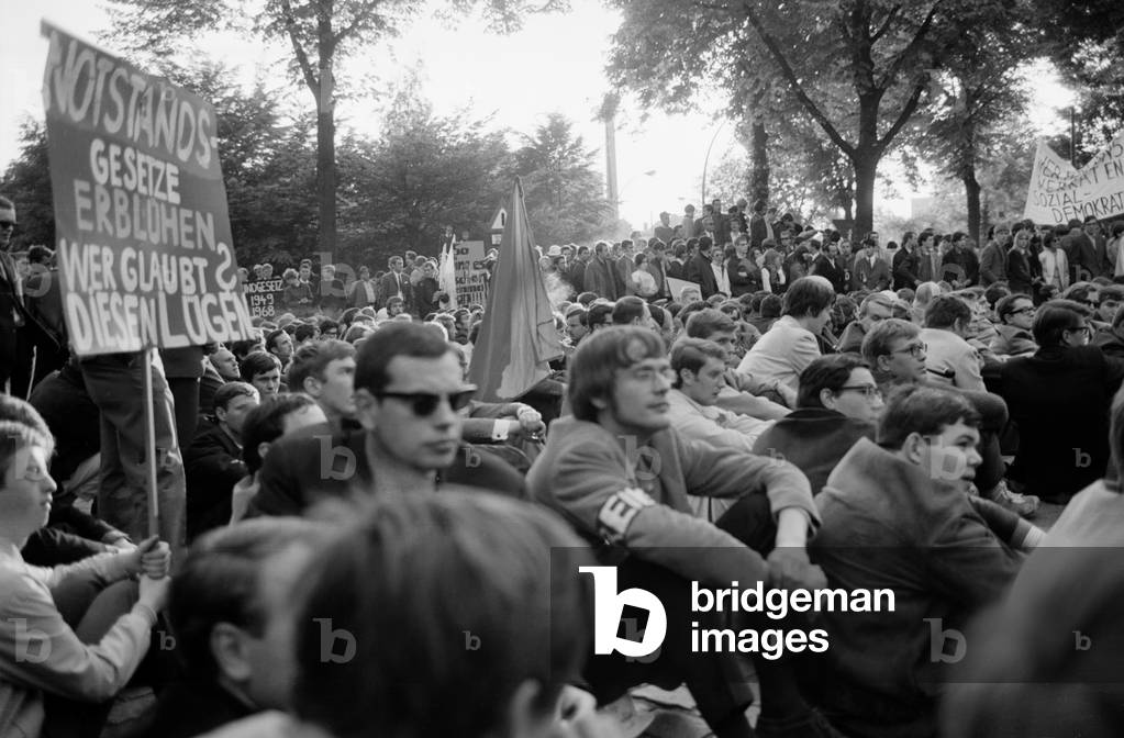 Protest against the German Emergency Acts in Hamburg (b/w photo)