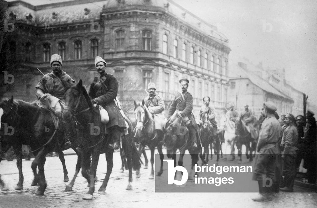 Entry of Russian cavalry in Lviv, 1914 (b/w photo)