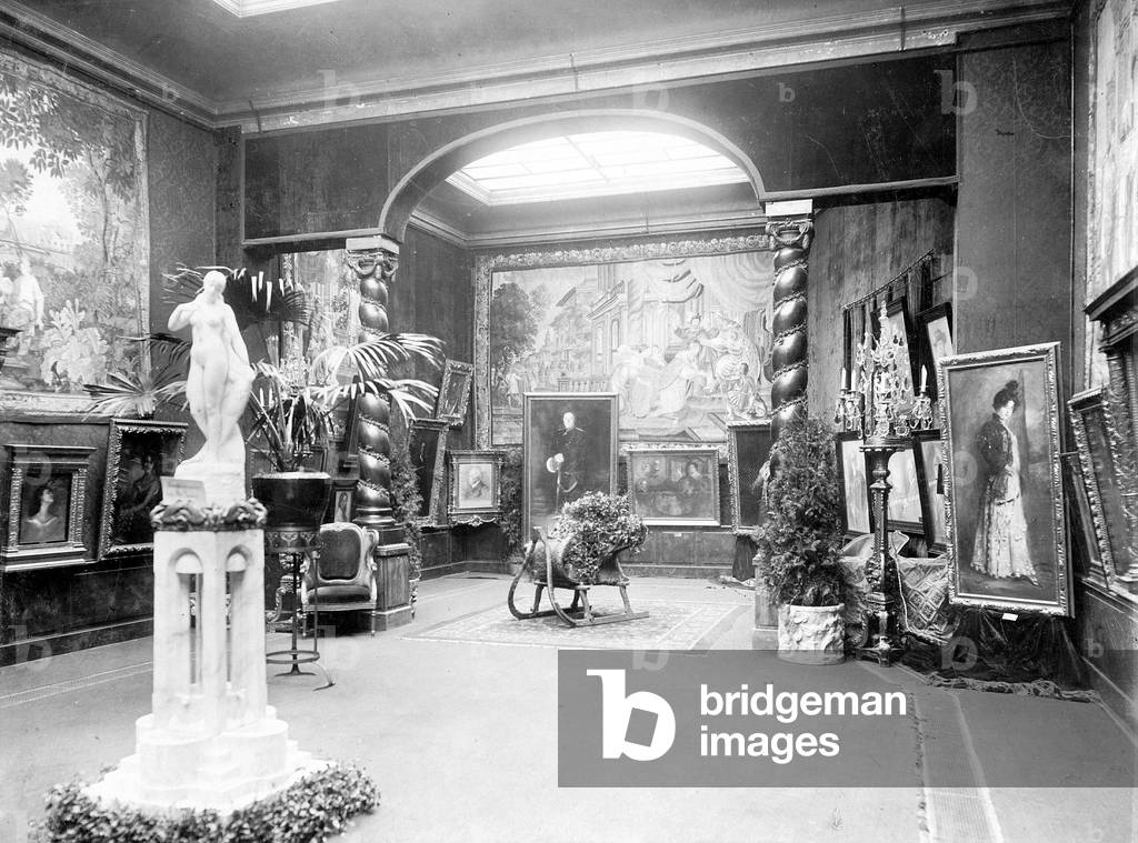 Franz von Lenbach exhibition in Berlin, 1909 (b/w photo)
