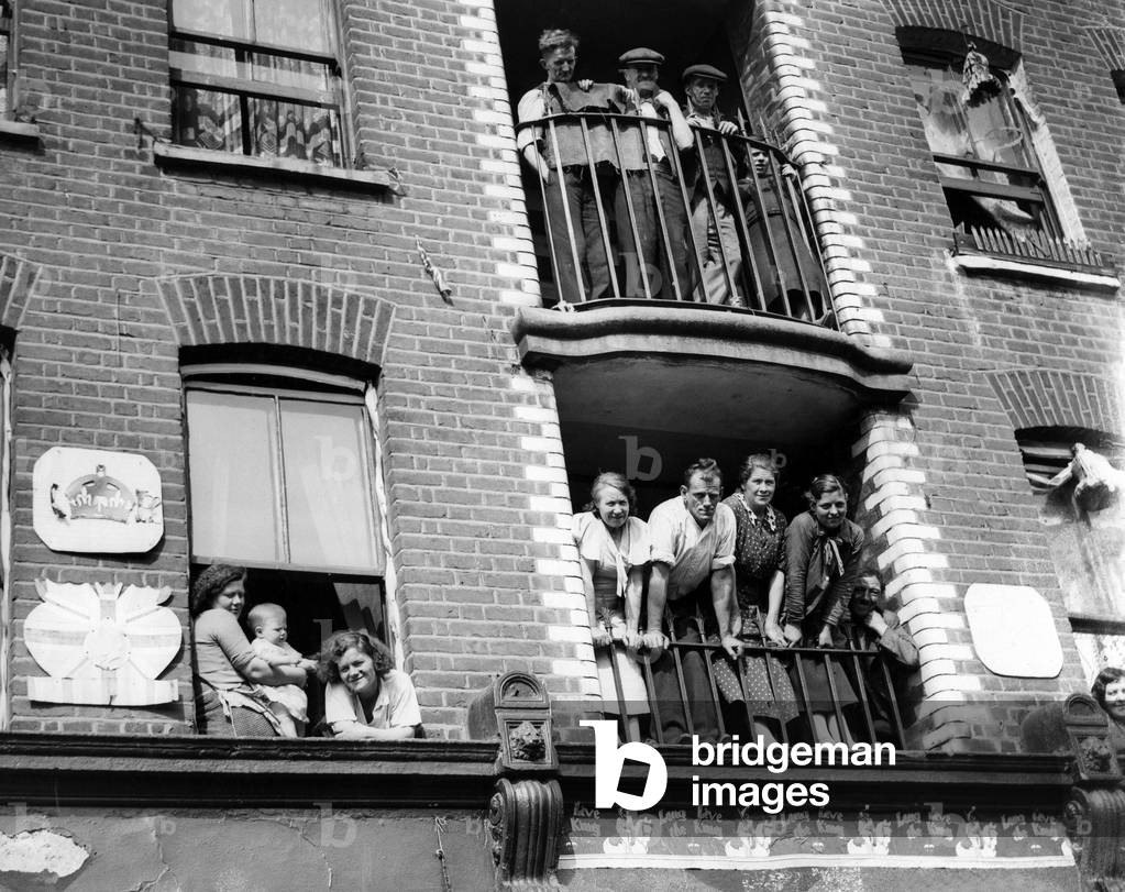 Flats in Great Britain, 1937 (b/w photo)