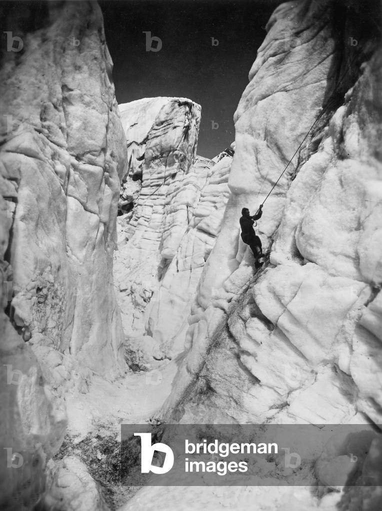Movie scene from 'The Golden Glacier', 1932 (b/w photo)