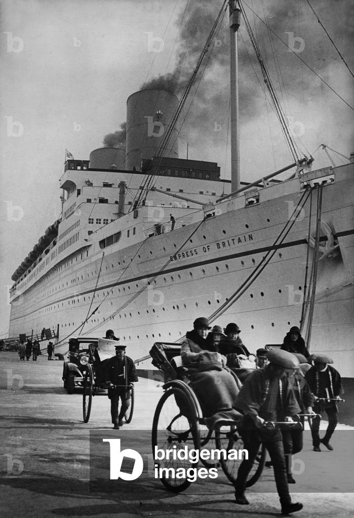 Empress of Britain in a Japanese port, 1933 (b/w photo)