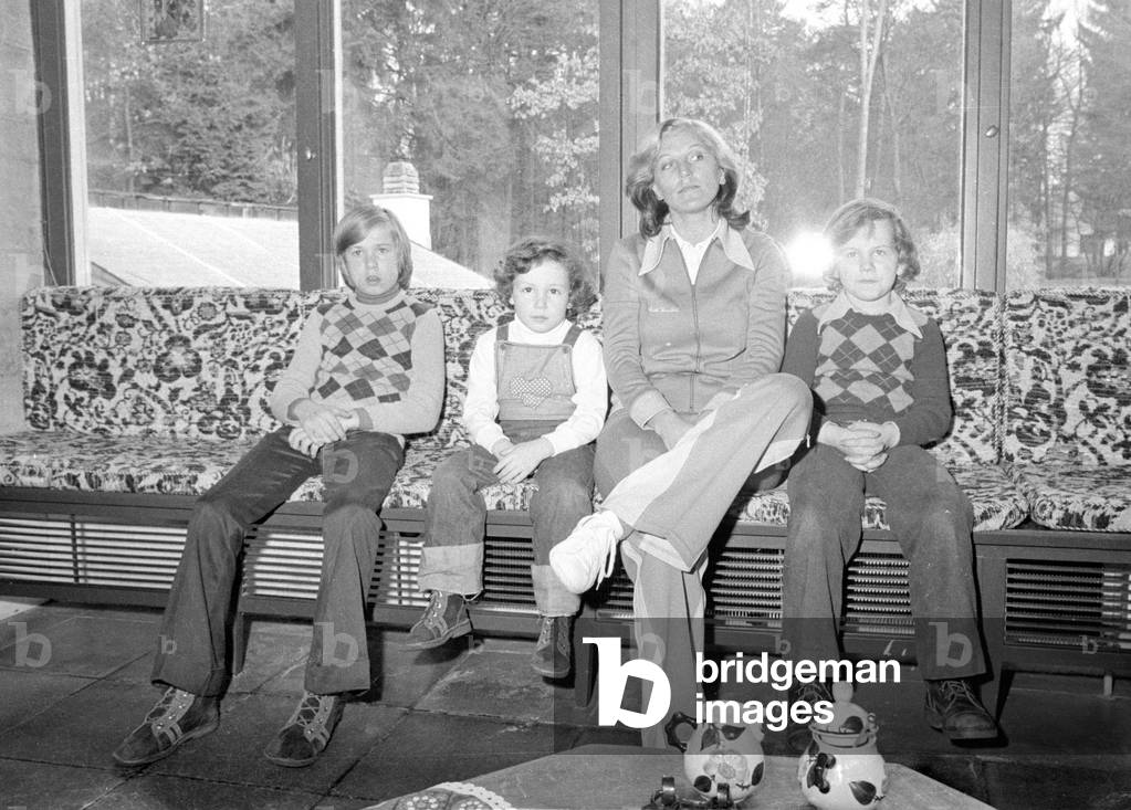 The Beckenbauer family, 1974 (b/w photo)