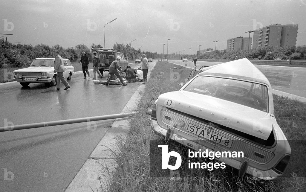 Rescue mission by helicopter near Munich, 1980 (b/w photo)