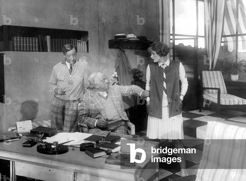 Fritz Odemar and Marlene Dietrich in the stage play 'parent-children', 1928 (b/w photo)
