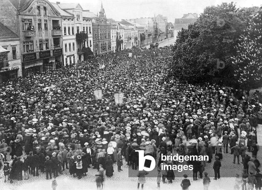 Mass demonstration in Schneidemuehl, 1919