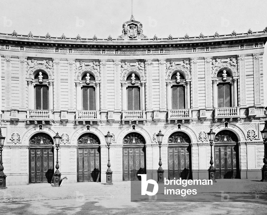 Royal theater in Madrid, 1899 (b/w photo)