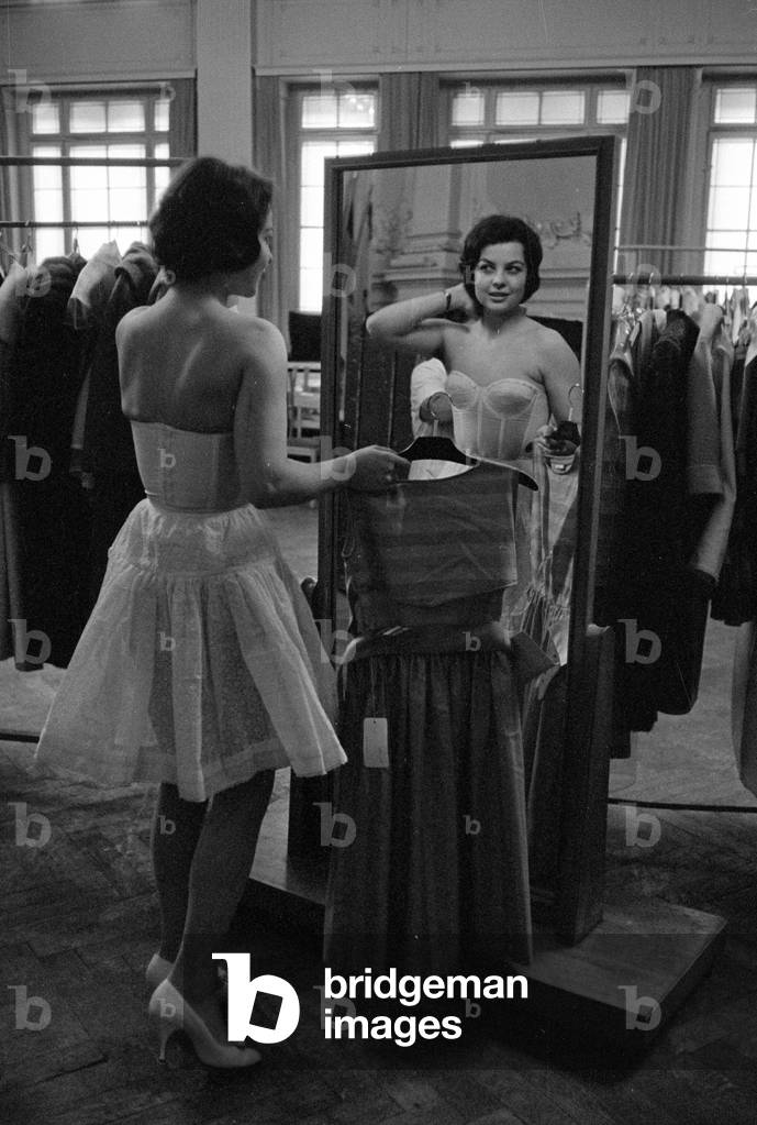 Leipzig at the time of the fair, 1960 (b/w photo)