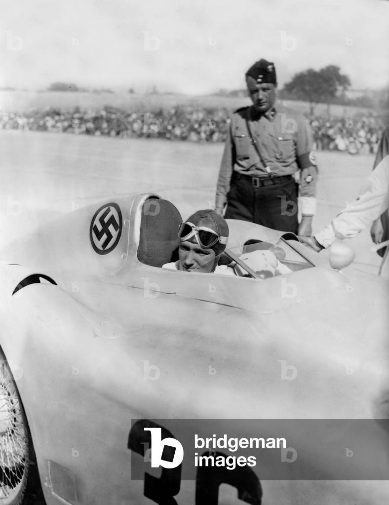 Manfred von Brauchitsch, 1937 (b/w photo)