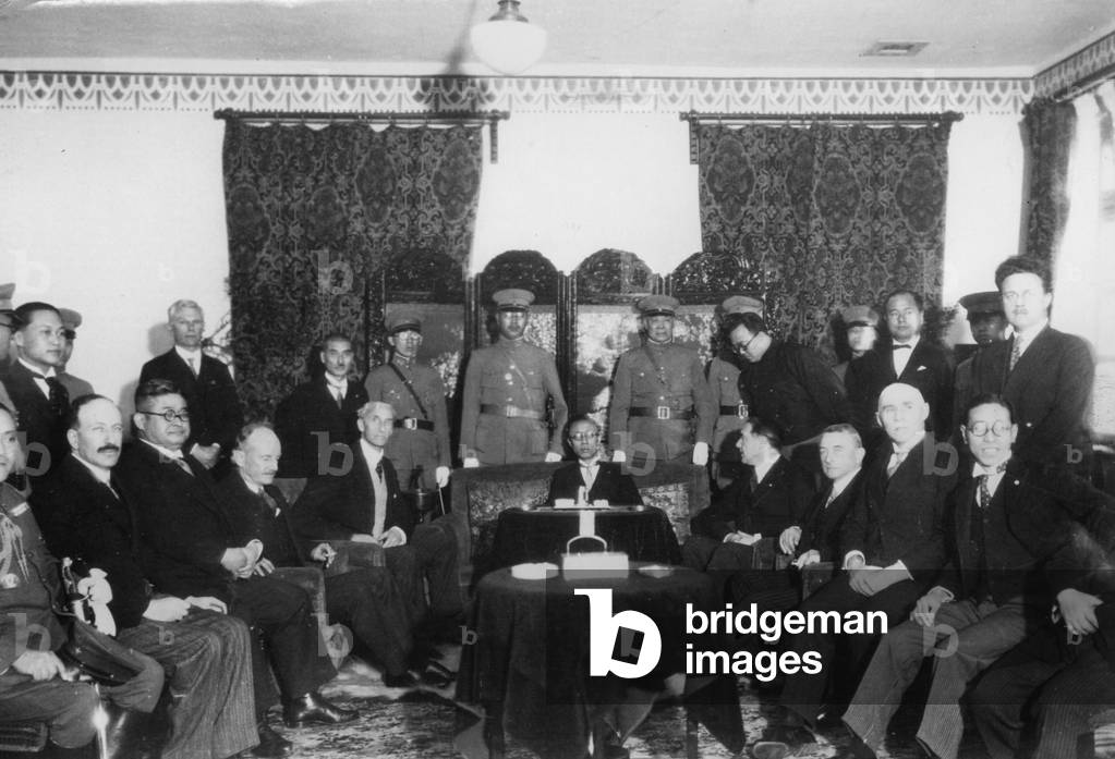 Delegation of the League with Henry Puyi, 1932 (b/w photo)