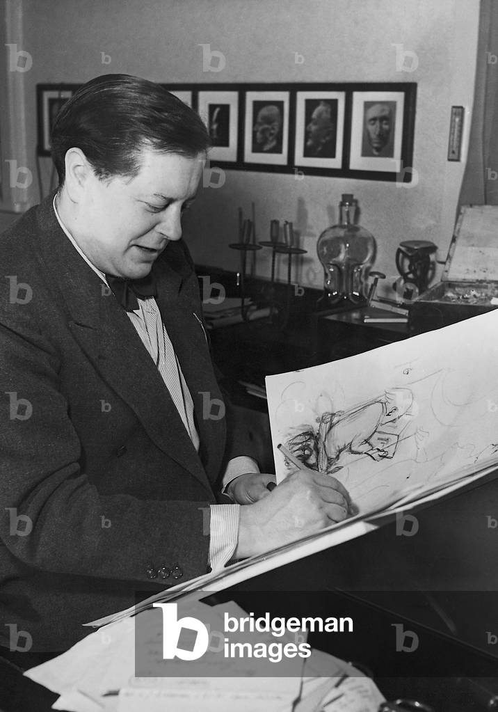 Paul Dahlke drawing, 1941 (b/w photo)