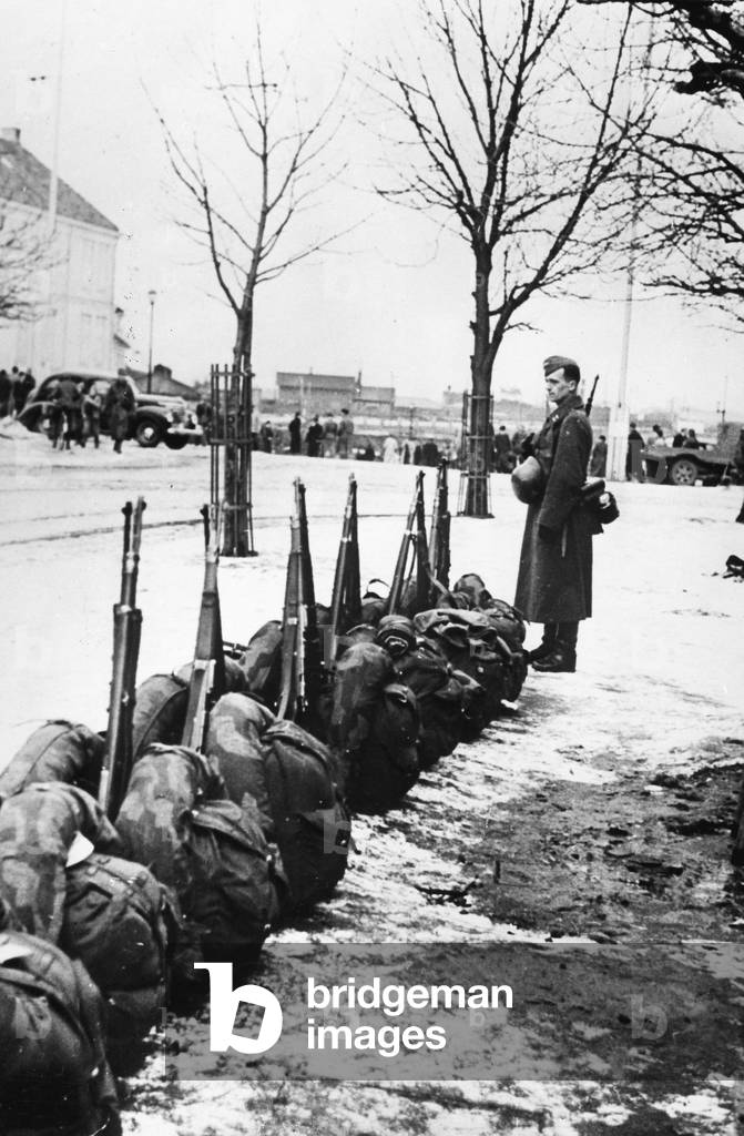 German soldier during the advance in Norway, 1940 (b/w photo)
