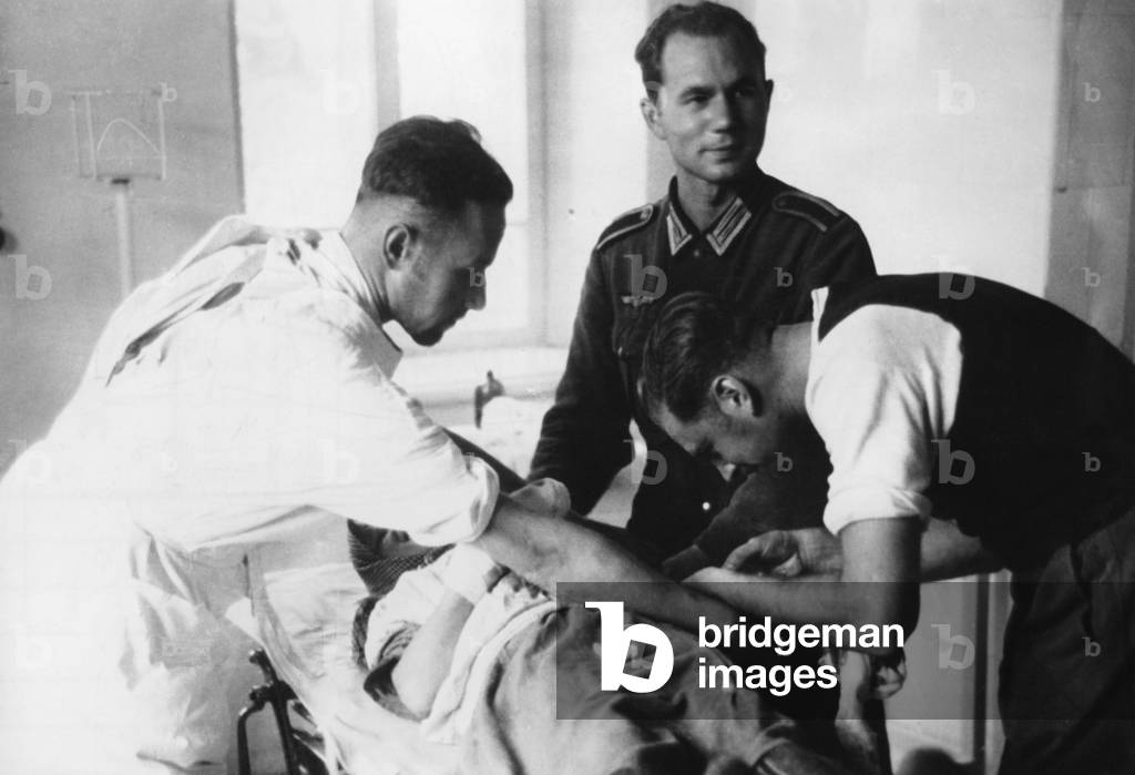 Wounded girl on the Eastern Front, 1941