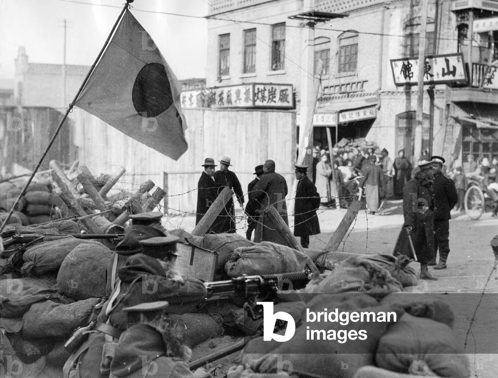 Landing of Japanese in Shanghai, 1932 (b/w photo)