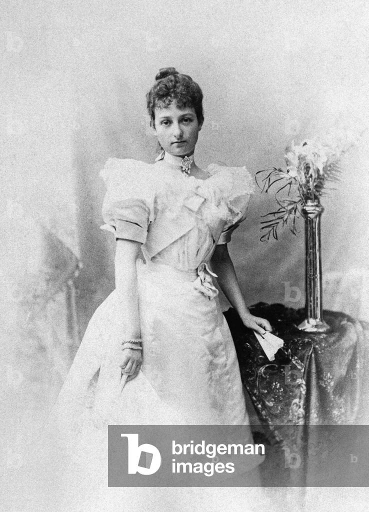 Woman during the turn of the century, c.1900 (b/w photo)