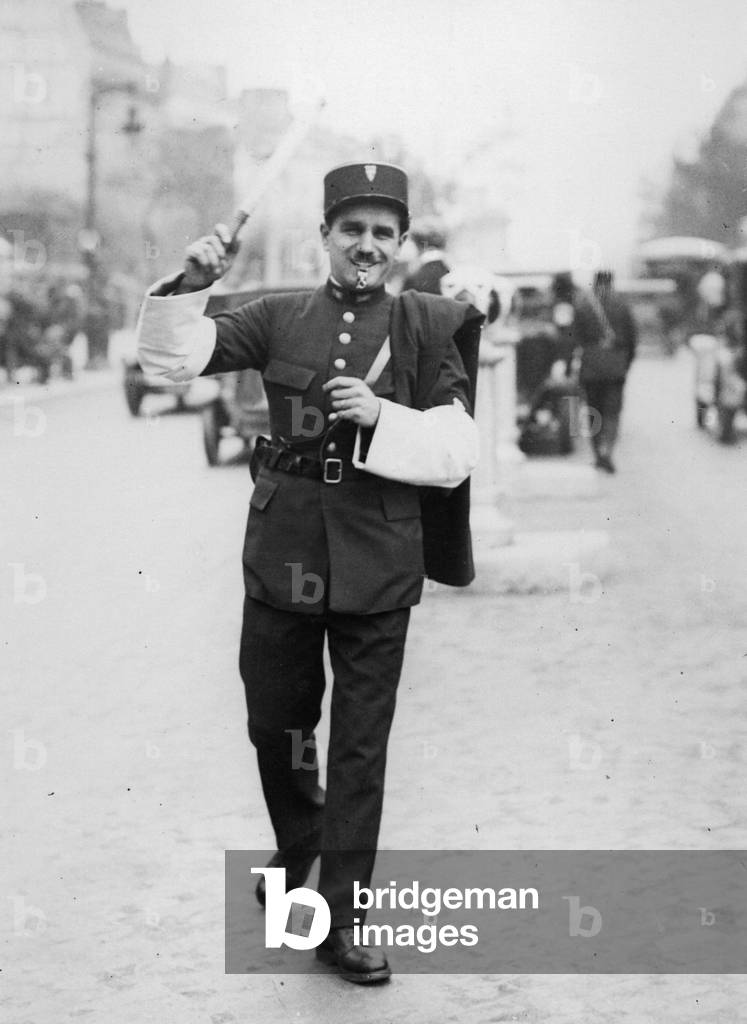 Policeman in Paris, 1933 (b/w photo)