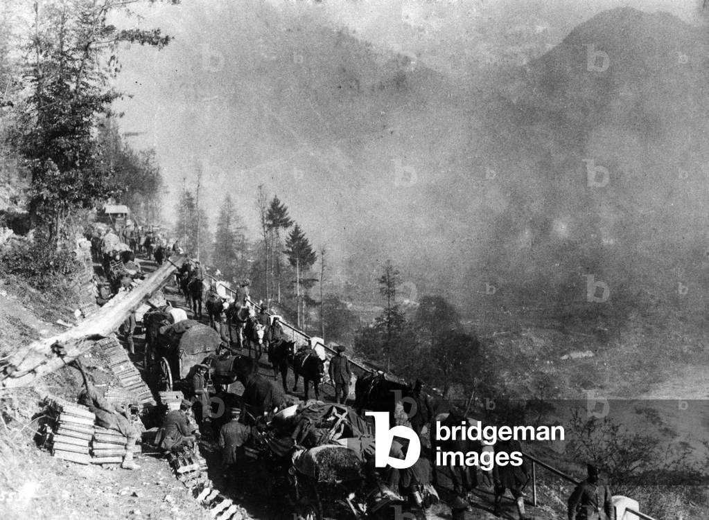 Troops on the road to Cividale, 1917 (b/w photo)