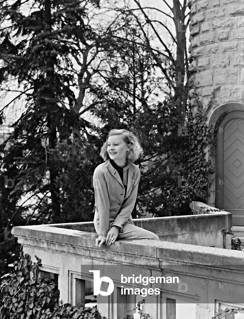 Lilian Harvey, 1936 (b/w photo)