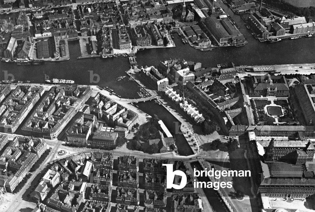 Aerial photo of Copenhagen (b/w photo)