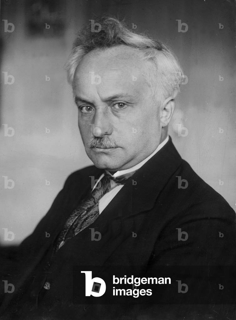 Karl Severing, 1928 (b/w photo)