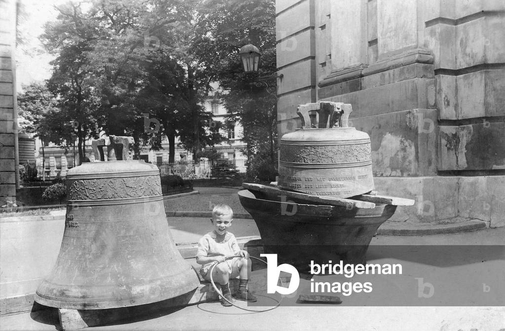 Bells ready to be melt down in Berlin during the First World War, 1917 (b/w photo)