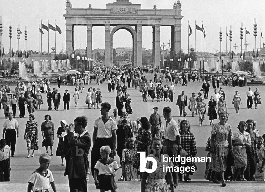 Agricultural Exhibition in Moscow, 1955 (b/w photo)