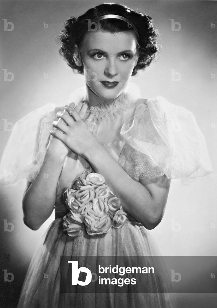 Inge List in 'Signal in der Nacht', 1937 (b/w photo)